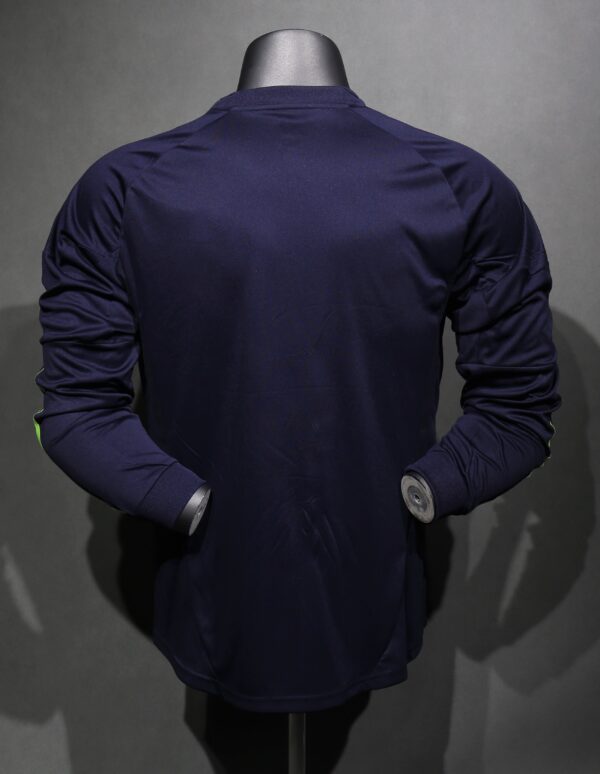 Real Madrid Visitante / Player version / Manga Larga / Retro 12-13 - Imagen 2