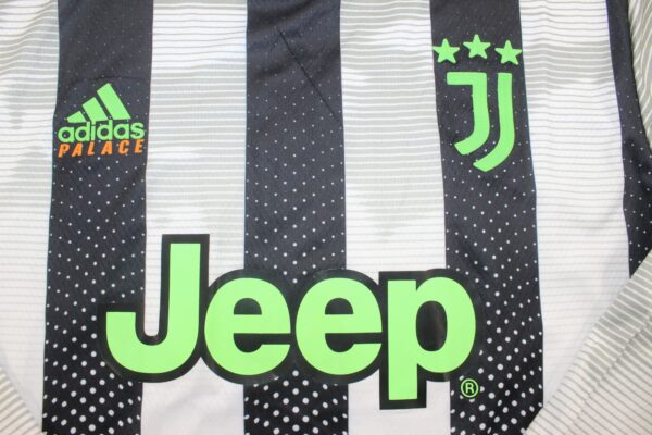 Juventus FC Cuarta equipacion / Player version / Manga Larga / Retro 19-20 - Imagen 2