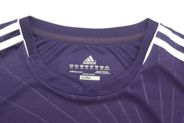 Real Madrid Tercera equipacion / Player version / Retro 10-11 - Imagen 2