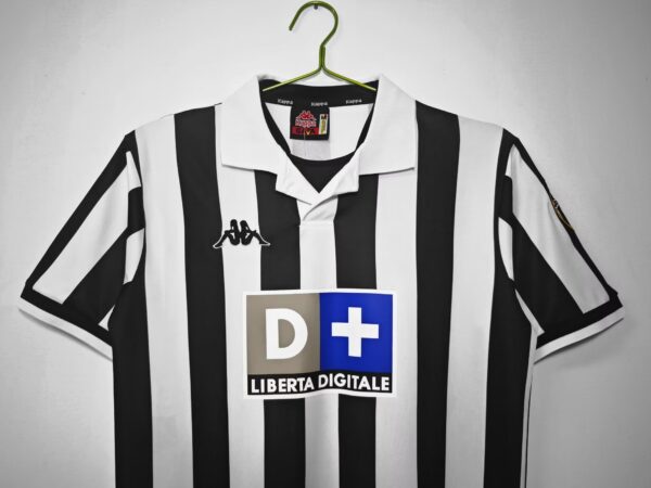 Juventus FC Local / Fan version / Retro 98-99 - Imagen 2