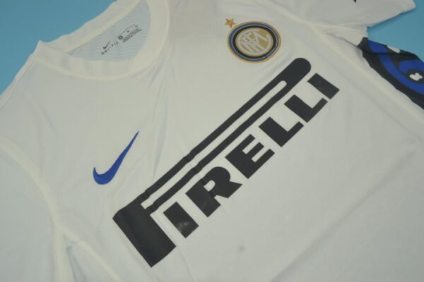 FC Internazionale Milano Visitante / Fan version / Retro 10-11 - Imagen 2