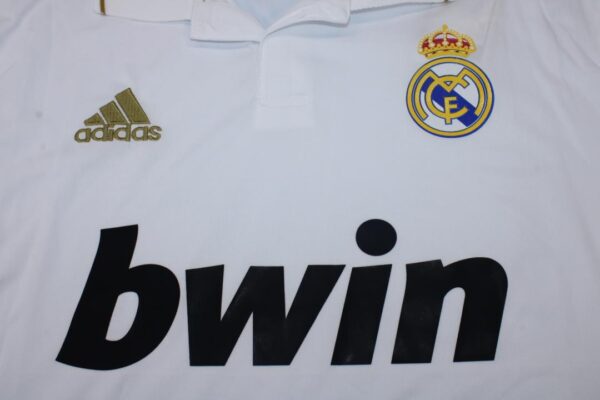 Real Madrid Local / Fan version / Manga Larga / Retro 11-12 - Imagen 2