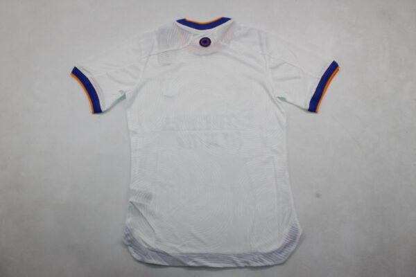 Real Madrid Local / Player version / Retro 21-22 - Imagen 5