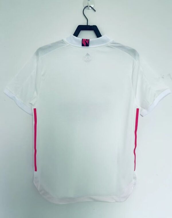 Real Madrid Local / Player version / Retro 20-21 - Imagen 3