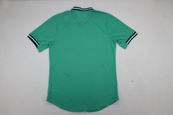 Real Madrid Tercera equipacion / Player version / Retro 19-20 - Imagen 4