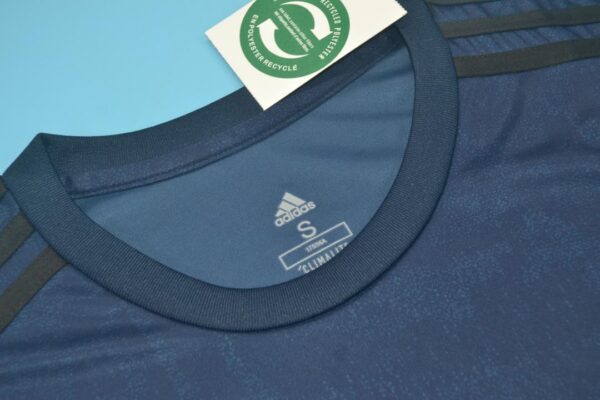 Real Madrid Visitante / Fan version / Retro 19-20 - Imagen 2