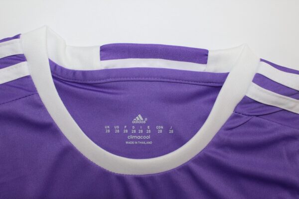 Real Madrid Visitante / Kid version / Fan version / Manga Larga / Retro 16-17 - Imagen 3