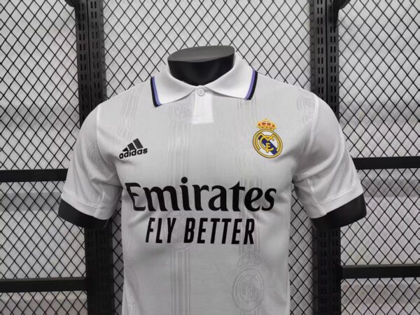 Real Madrid Local / Player version / Retro 22-23 - Imagen 2