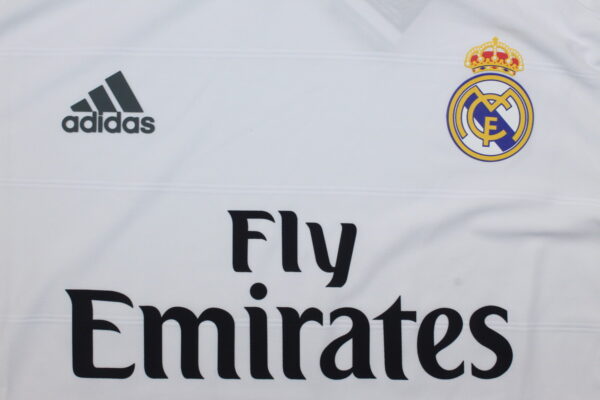 Real Madrid Local / Player version / Retro 13-14 - Imagen 4
