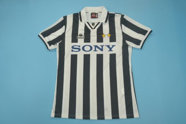 Juventus FC Local / Fan version / Retro 96-97
