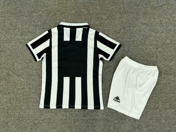 Juventus FC Local / Kid version / Fan version / Retro 94-95 - Imagen 2