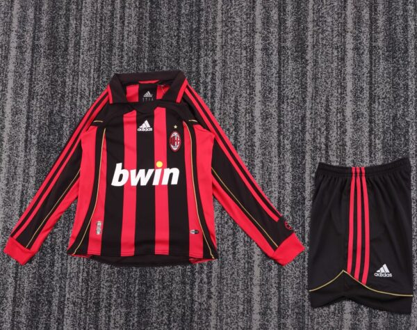 AC Milan Local / Kid version / Fan version / Manga Larga / Retro 06-07