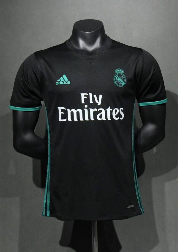 Real Madrid Visitante / Player version / Retro 17-18