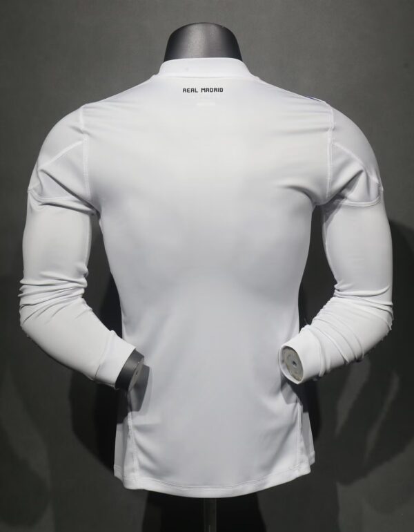 Real Madrid Local / Player version / Manga Larga / Retro 10-11 - Imagen 3