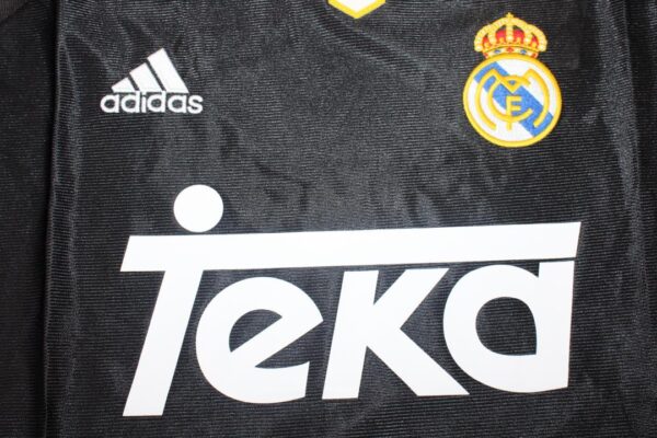 Real Madrid Visitante / Fan version / Manga Larga / Retro 00-01 - Imagen 2