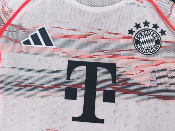 FC Bayern München Visitante / Kid version / Player version - Imagen 3