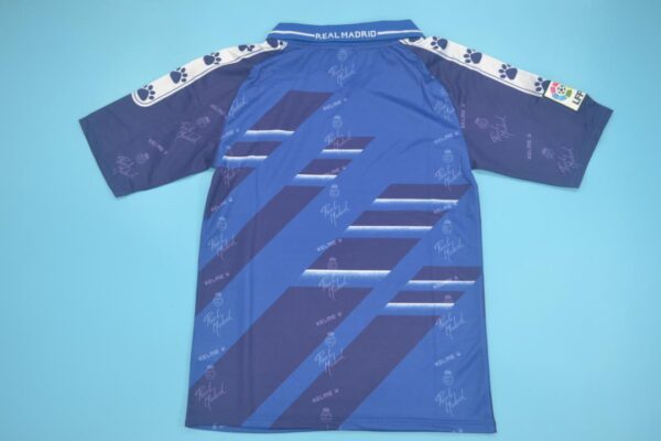 Real Madrid Visitante / Fan version / Retro 94-95 - Imagen 4