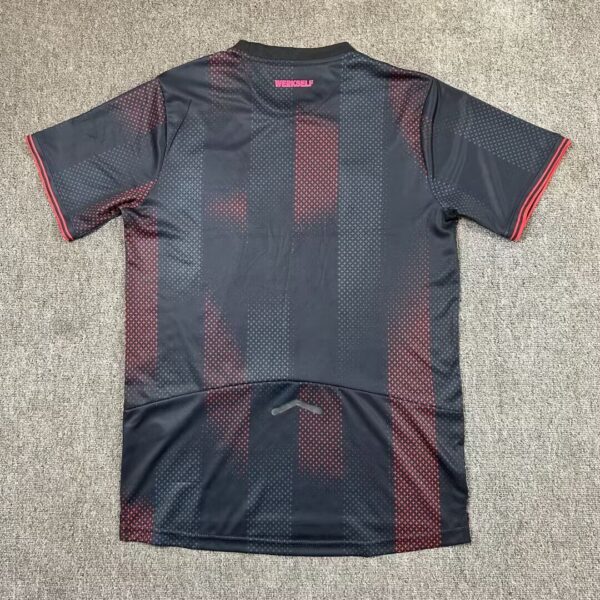 Bayer 04 Leverkusen Local / Fan version - Imagen 2