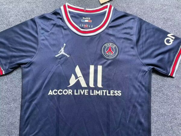 Paris Saint-Germain Fc Local / Fan version / Retro 21-22 - Imagen 2