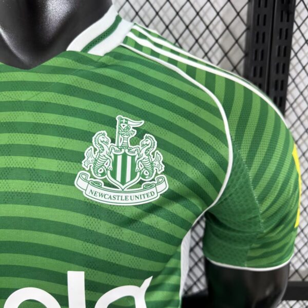 Newcastle United Fc Visitante / Player version - Imagen 4