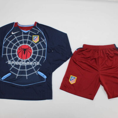 Club Atletico de Madrid Visitante 2 / Kid version / Fan version / Manga Larga / Retro 04-05