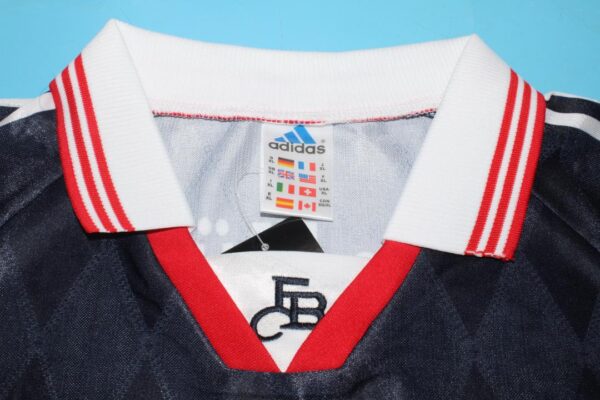 FC Bayern München Local / Fan version / Retro 97-98 - Imagen 3