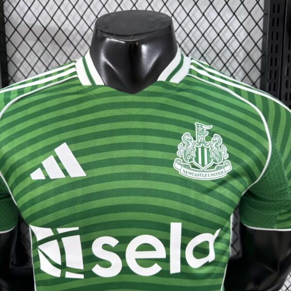 Newcastle United Fc Visitante / Player version - Imagen 3