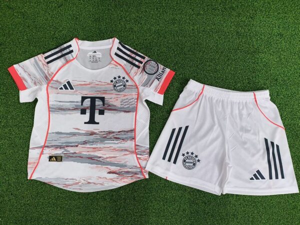 FC Bayern München Visitante / Kid version / Player version
