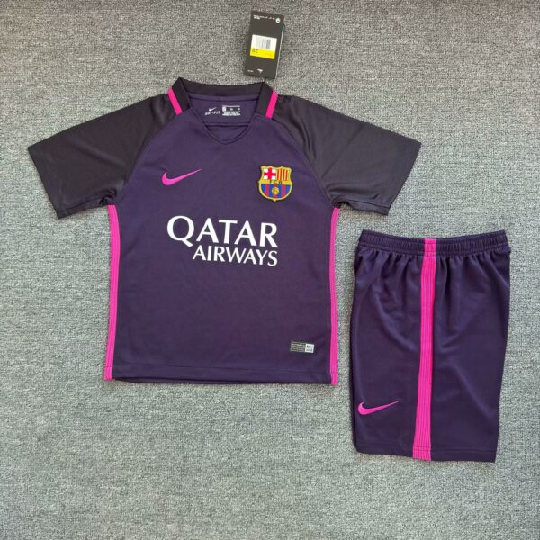 FC Barcelona Visitante / Kid version / Fan version / Retro 16-17