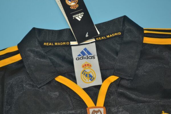 Real Madrid Visitante / Fan version / Retro 00-01 - Imagen 3