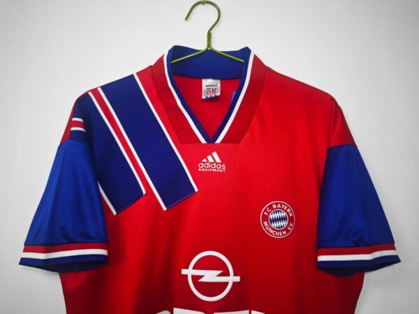 FC Bayern München Local / Fan version / Retro 93-95 - Imagen 4