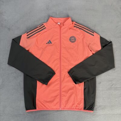 FC Bayern Munchen Pista / Cortavientos