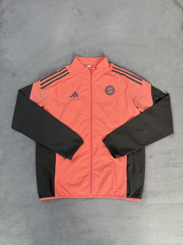 FC Bayern Munchen Pista / Cortavientos