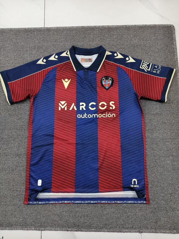 Levante UD Local / Fan version