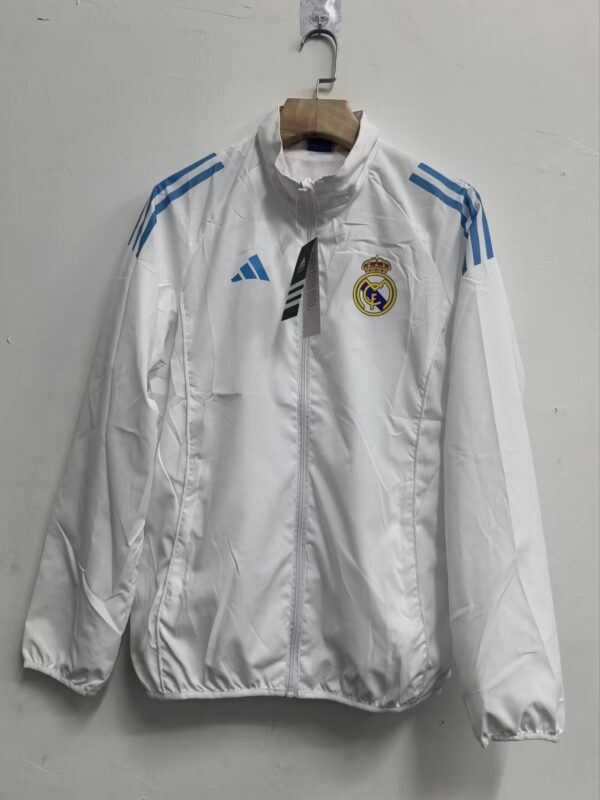 Real Madrid / UCL / Cortavientos