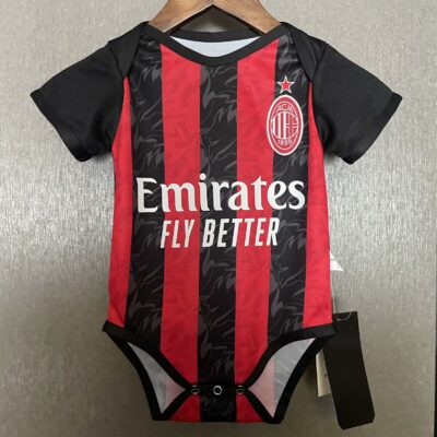 AC Milan / Bebé