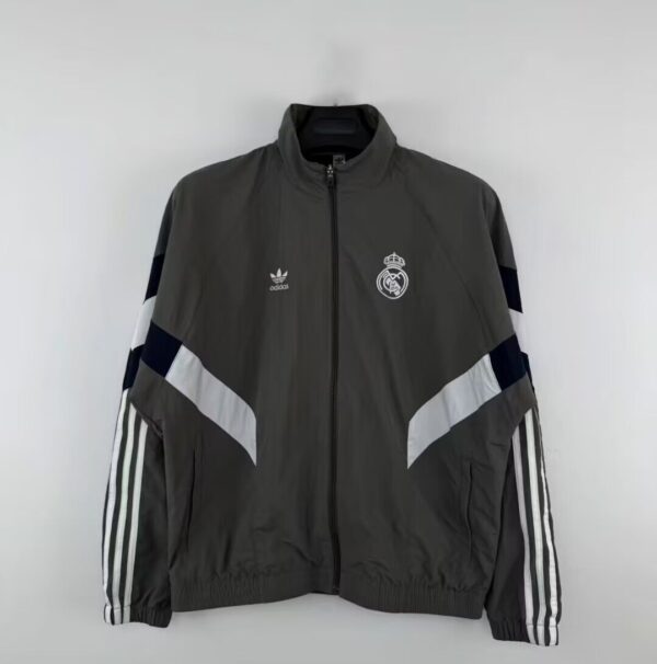 Real Madrid Gris / Cortavientos