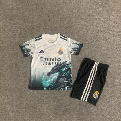 Real Madrid Conjunto de Entrenamiento / Especial version / Kid version