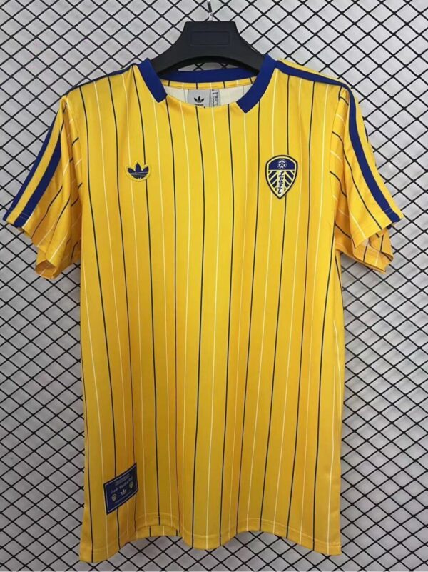 Leeds United FC Entrenamiento Amarrilla / Fan version
