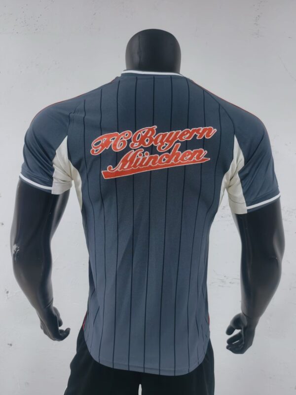 FC Bayern Munchen Beisbolera / Player version - Imagen 2