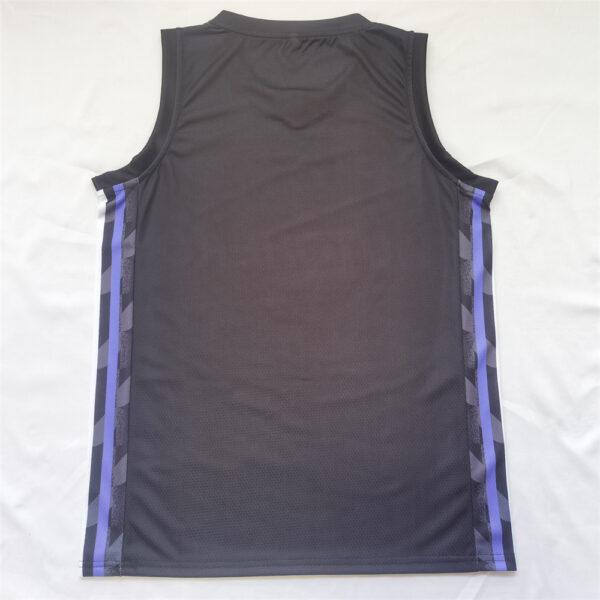 Real Madrid Visitante / Custom / Fan version / Retro 22-23 - Imagen 2