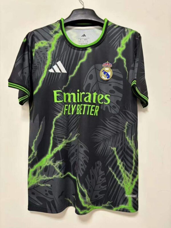 Real Madrid Entrenamiento Negro con verde / Fan version
