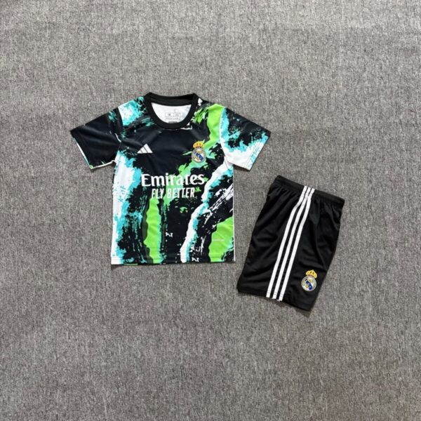 Real Madrid Conjunto de Entrenamiento / Especial version / Kid version