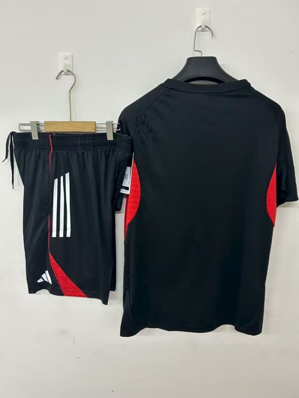 SL Benfica Conjunto de Entrenamiento / Fan version - Imagen 2