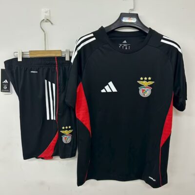 SL Benfica Conjunto de Entrenamiento / Fan version
