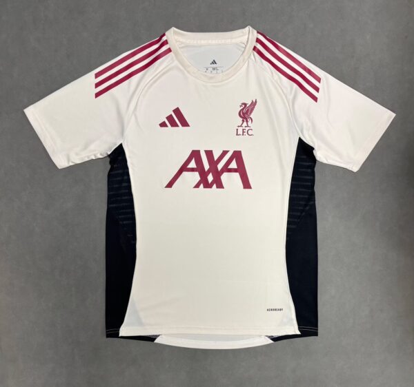 Liverpool FC Entrenamiento / Fan version