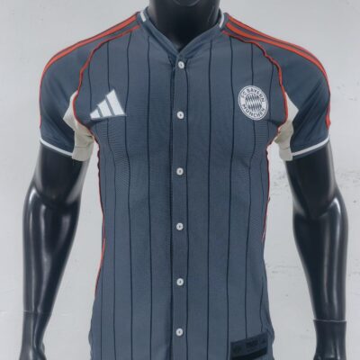 FC Bayern Munchen Beisbolera / Player version