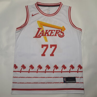 Los Angeles Lakers Burguer / Doncic / Fan version