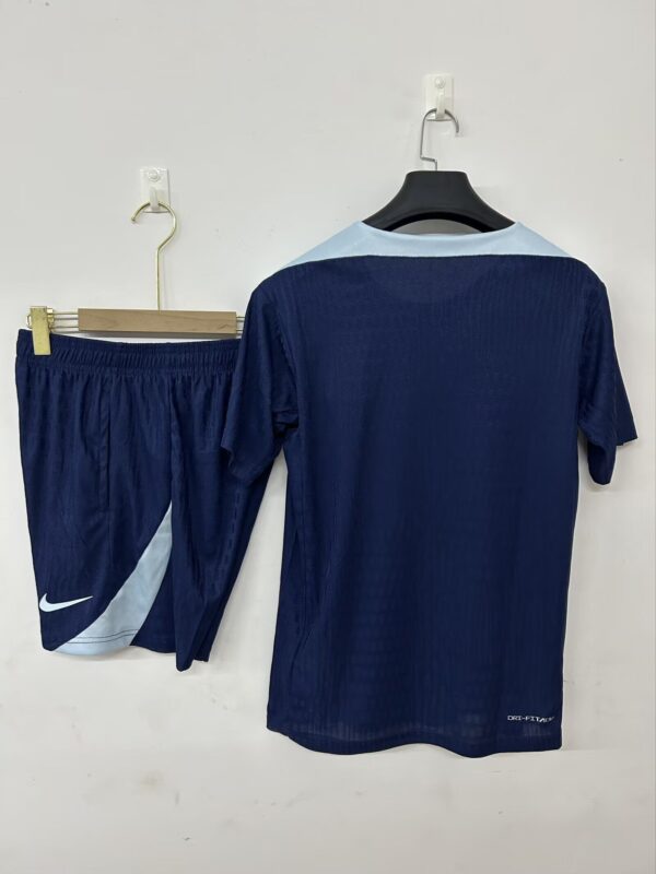Francia Conjunto de Entrenamiento - Imagen 2