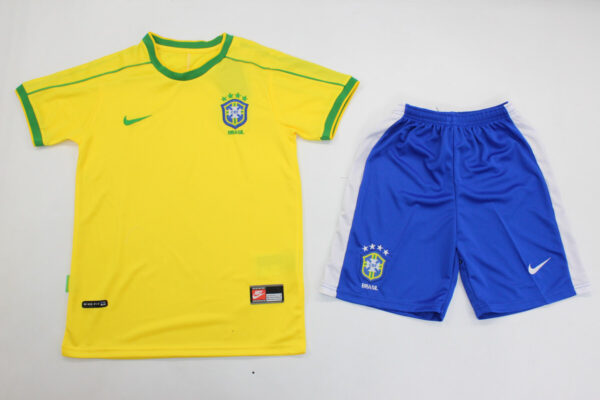 Brasil Local / Kid version / Fan version / Retro 98-99